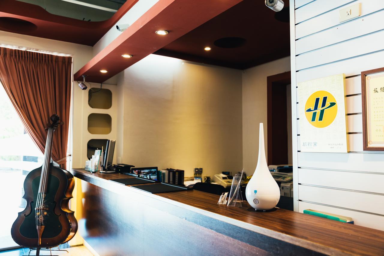 Yago Inn Tamsui Exterior photo